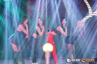 KK 女主播热舞的音乐,动感音乐引爆现场